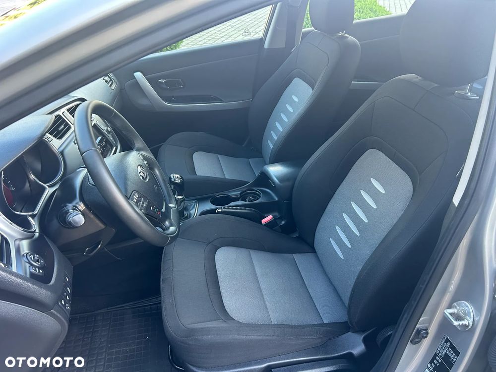 Kia Ceed 1.6 CRDi L - 21