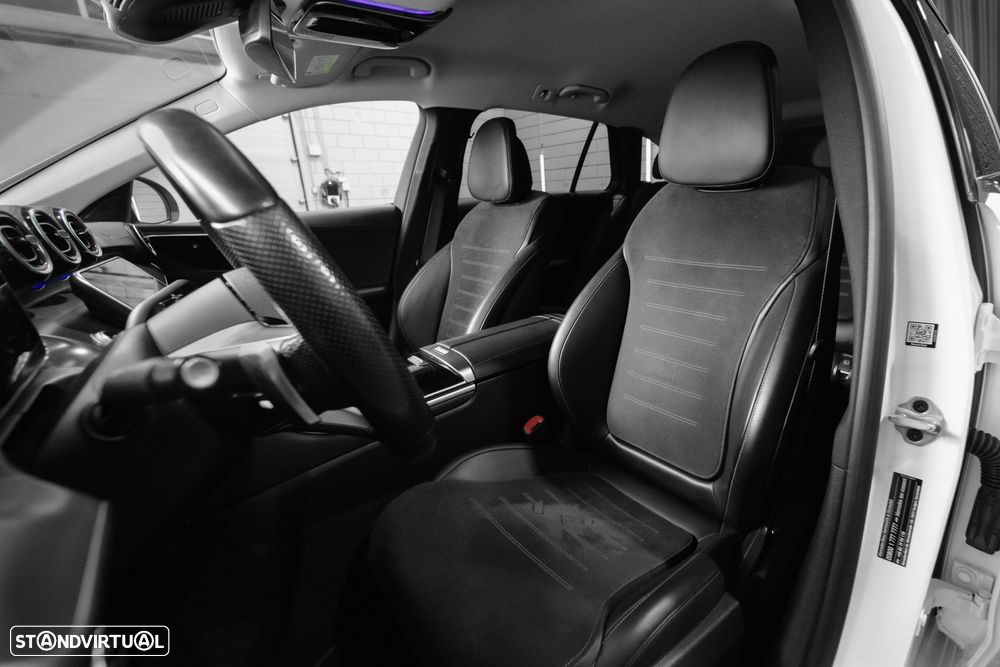 Mercedes-Benz C 300 e AMG Line - 4