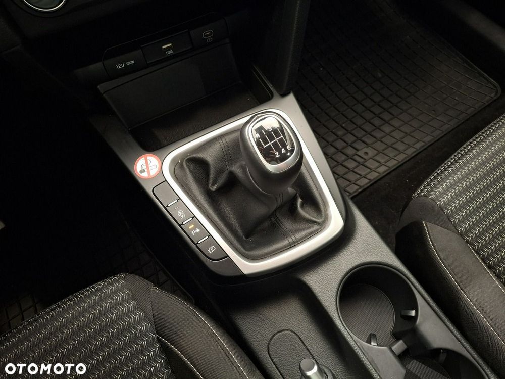 Kia XCeed - 16