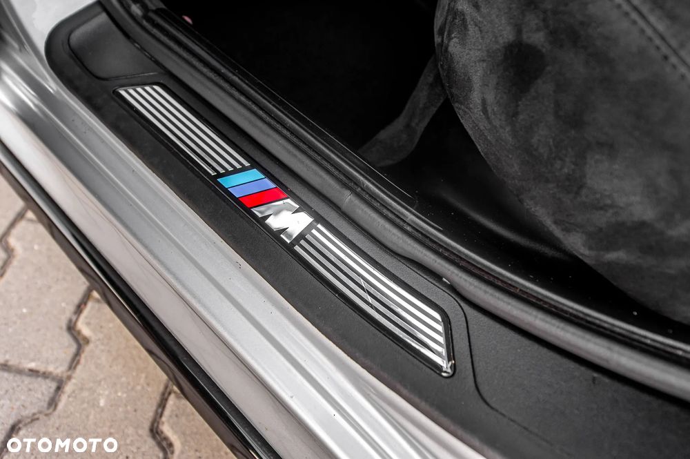 BMW Seria 5 523i - 31