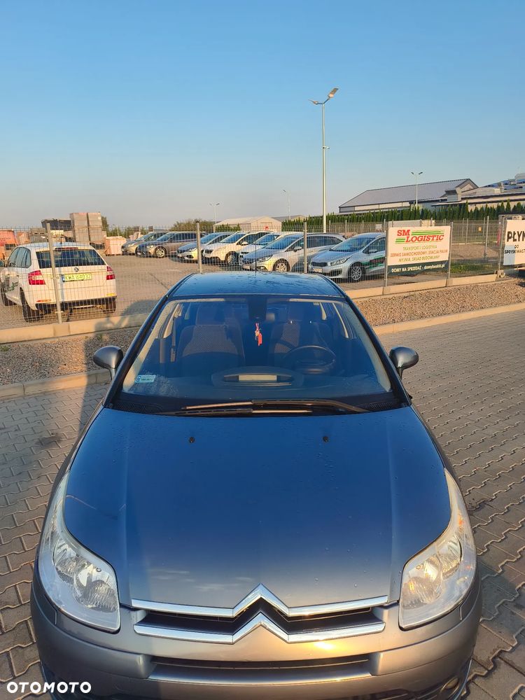 Citroën C4 2.0 16V Exclusive - 8