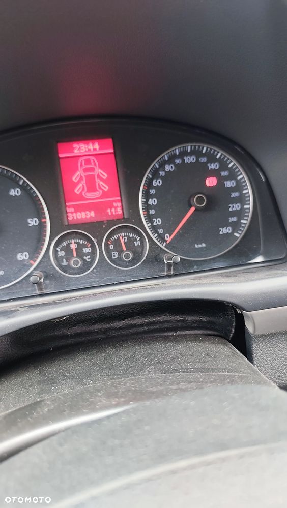 Volkswagen Touran 2.0 TDI R-Line Edition - 13