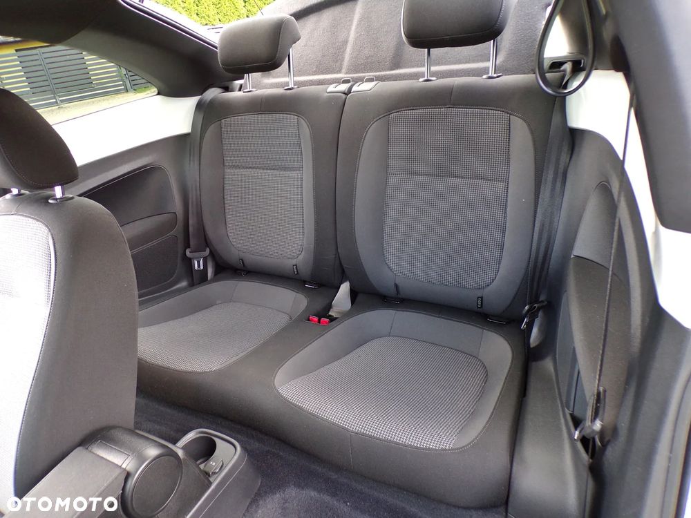 Volkswagen Beetle 1.2 TSI BlueMotion Technologie Design - 27