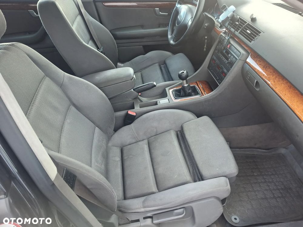 Audi A4 Avant 1.8T - 24