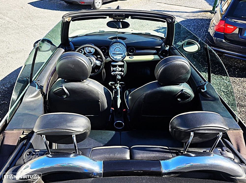 MINI Cabrio Cooper S - 21