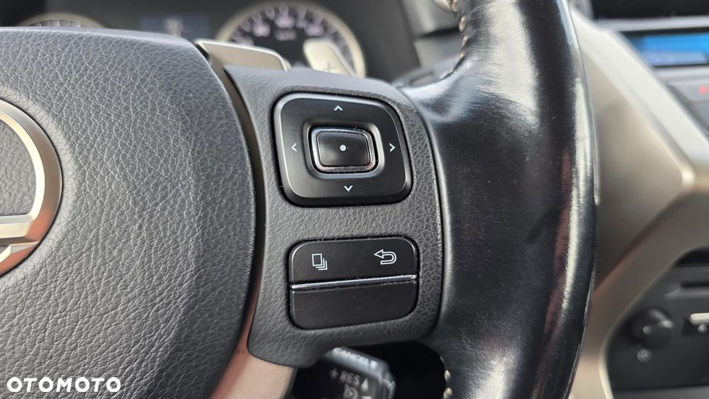 Lexus NX 200t Elite AWD - 20