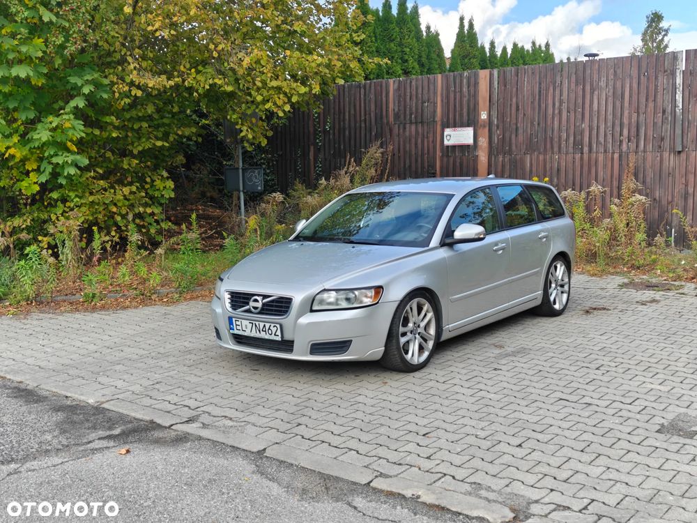 Volvo V50 - 1