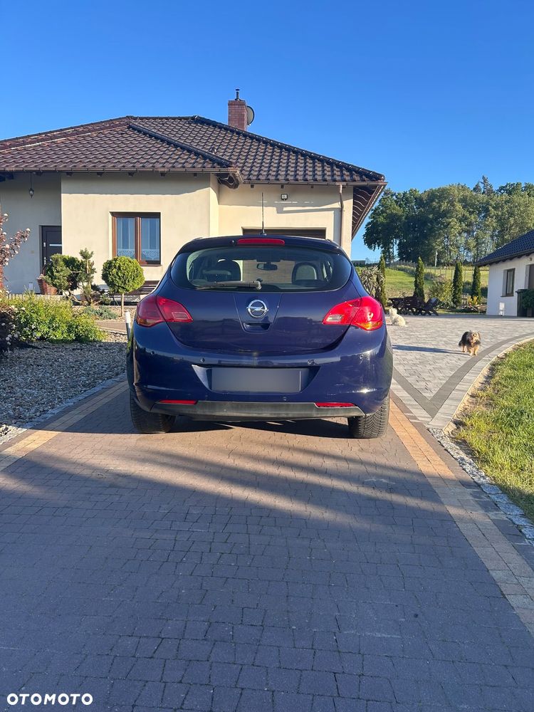 Opel Astra 1.7 CDTI - 4