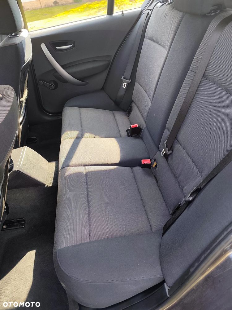 BMW Seria 1 - 11