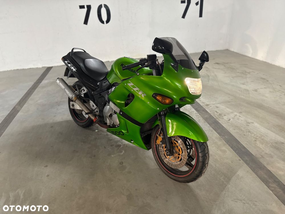 Kawasaki ZX - 3
