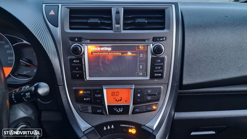 Toyota Verso-S 1.4 D-4D Exclusive - 21