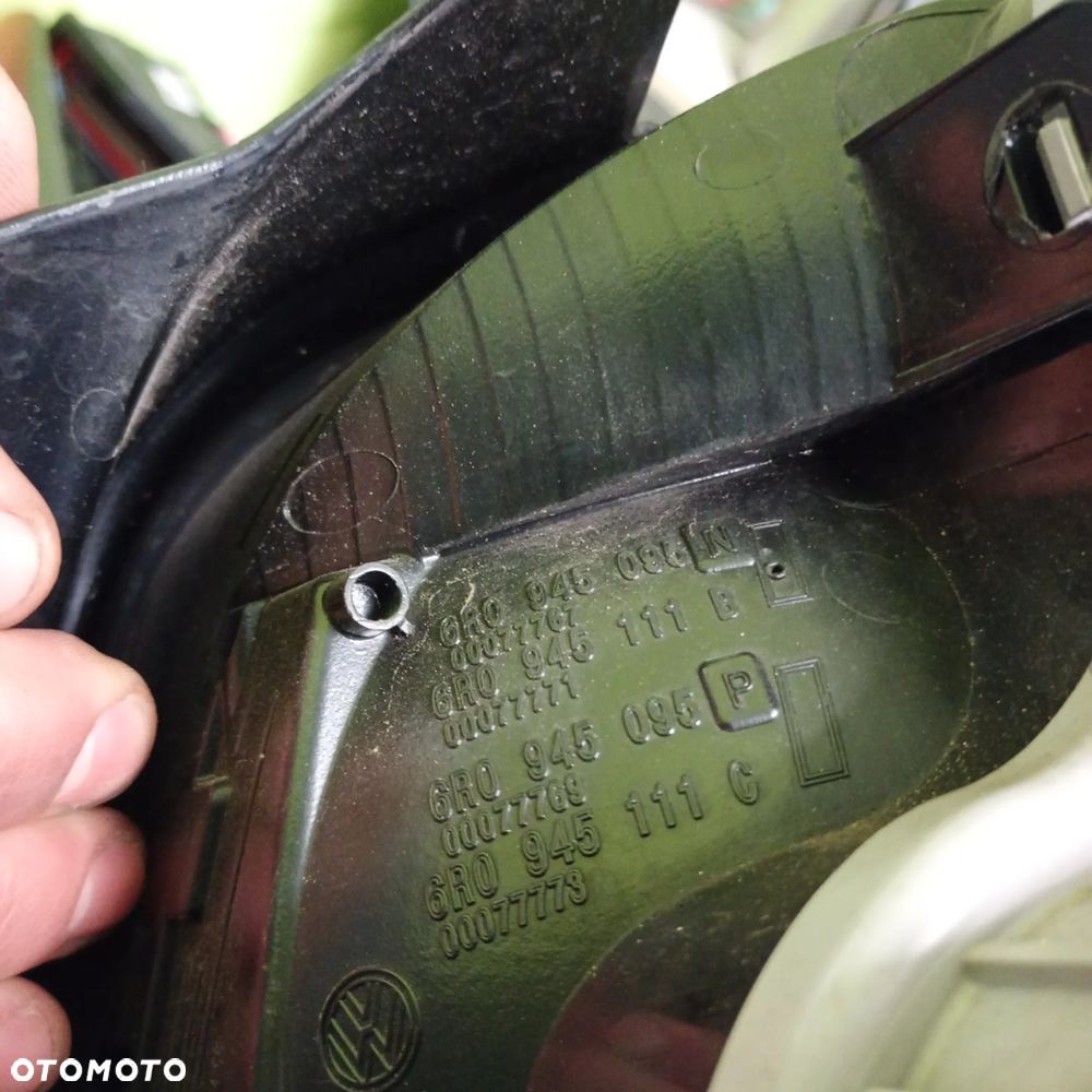 Lampa tylna lewa Polo 6R 6R0945095N - 4