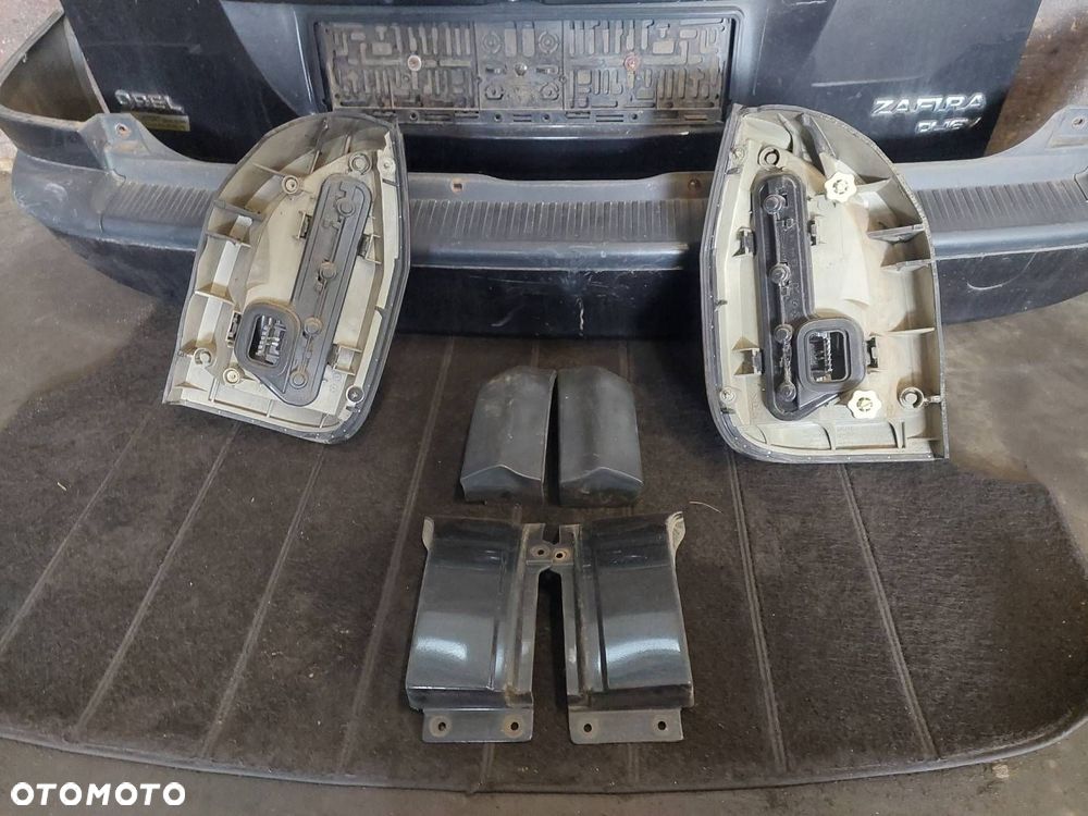 KOMPLETNY TYŁ KLAPA BAGAŻNIKA ZDERZAK TYŁ LAMPY OPEL ZAFIRA A Z298 - 3