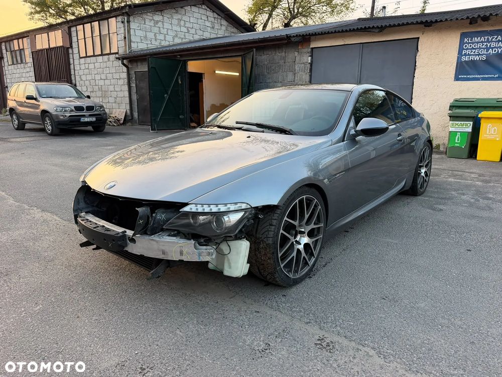 BMW M6 2010 photo 2