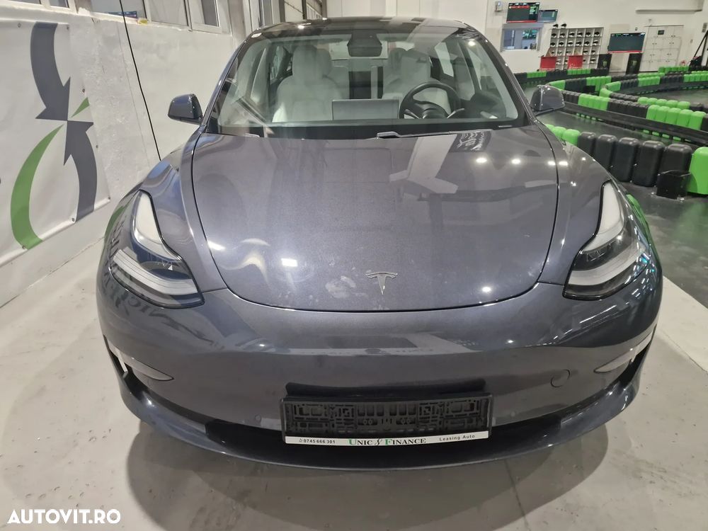 Tesla Model 3 Langstreckenbatterie Allradantrieb Dual Motor - 3
