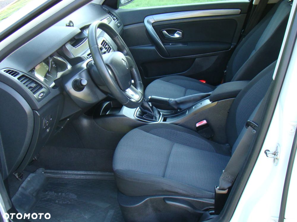 Renault Laguna - 24