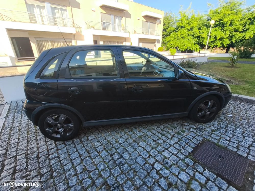 Opel Corsa 1.2 16V Enjoy - 5