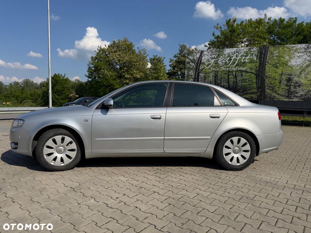 Audi A4 Limousine - 2