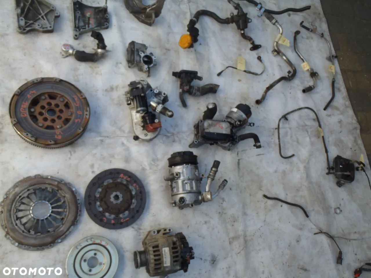 rozrusznik alternator sprężarka egr kolektor ssacy wydechowy silnik opel astra J corsa D Combo meriva B 1.3 ctdi - 9