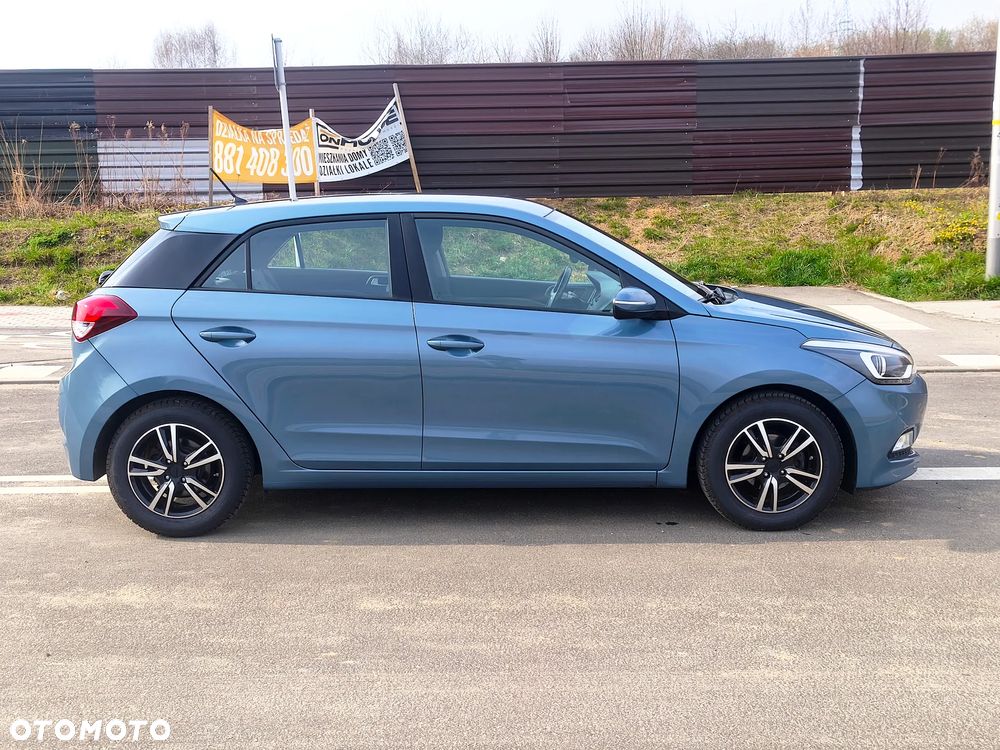Hyundai i20 1.4 Trend - 8