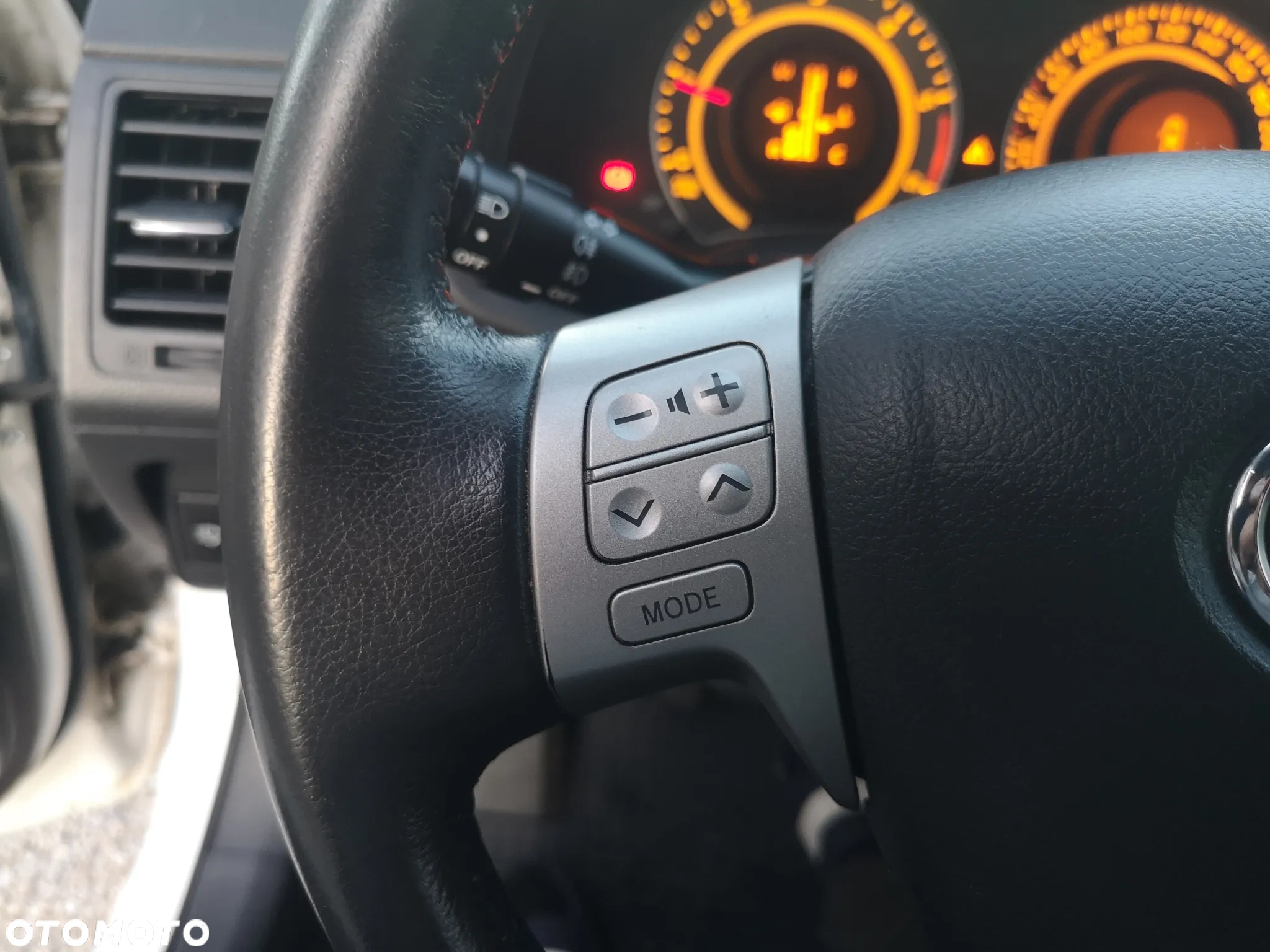 Toyota Corolla - 18