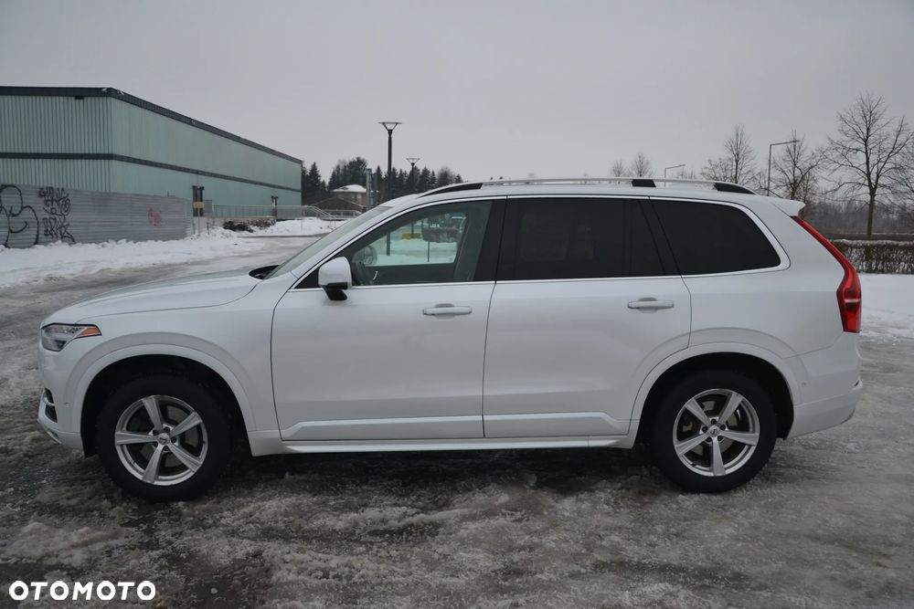 Volvo XC 90 T5 AWD Geartronic Momentum - 4