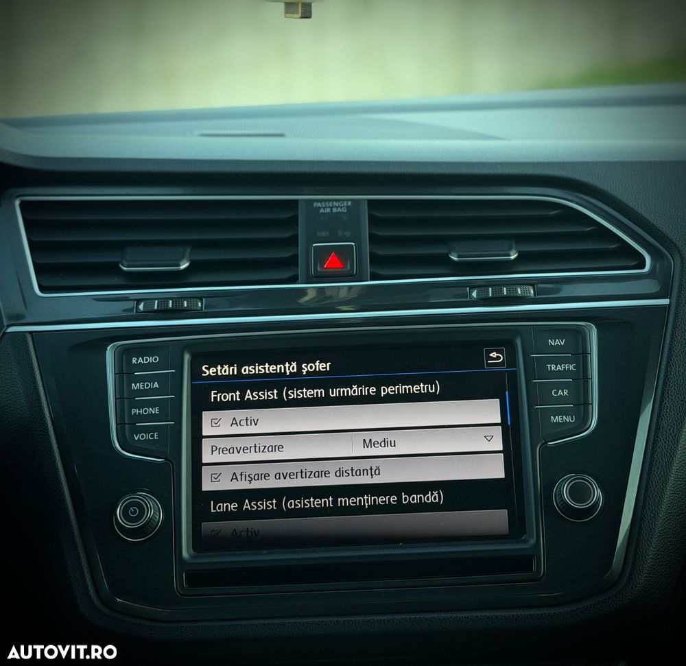Volkswagen Tiguan 2.0 TDI SCR 4MOTION DSG R-Line - 14
