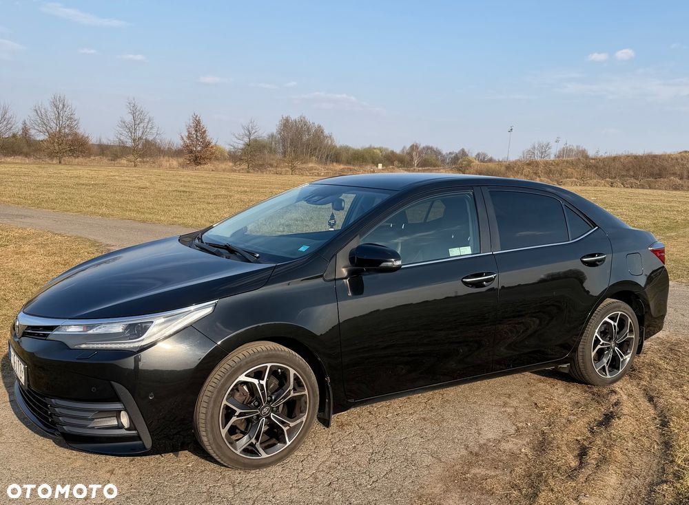 Toyota Corolla - 4