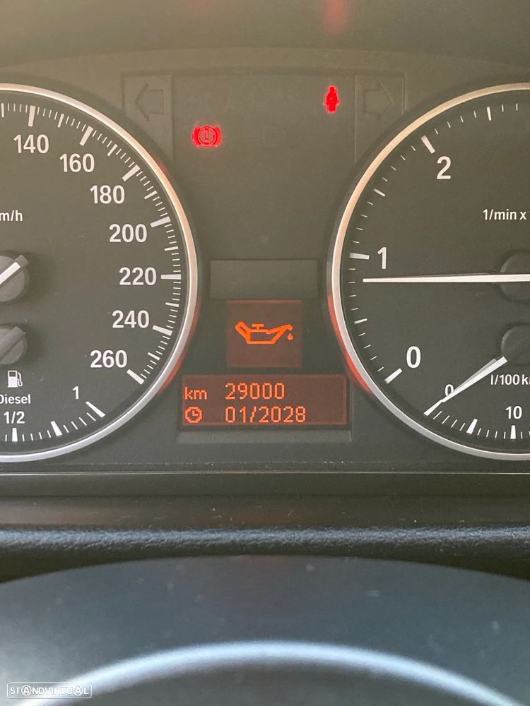 BMW X1 20 d sDrive - 29