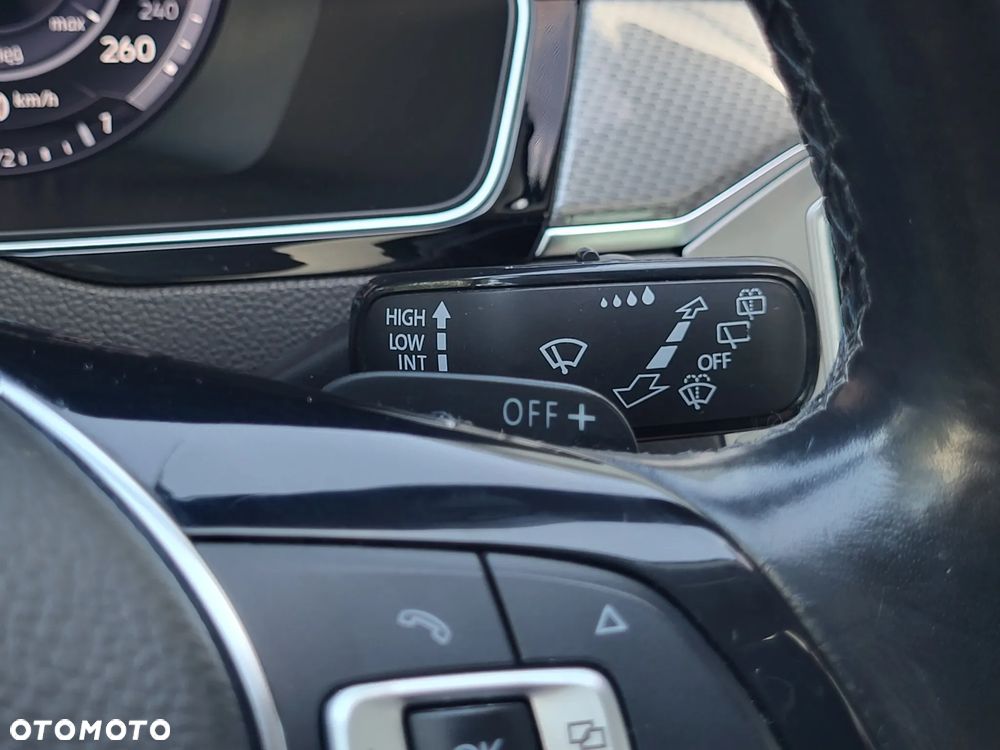 Volkswagen Passat Alltrack - 14
