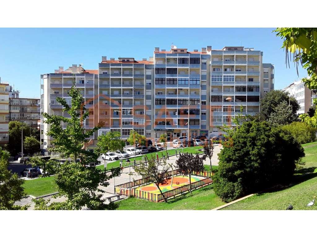 Apartamento T3 remodelado no Laranjeiro - Grande imagem: 3/4