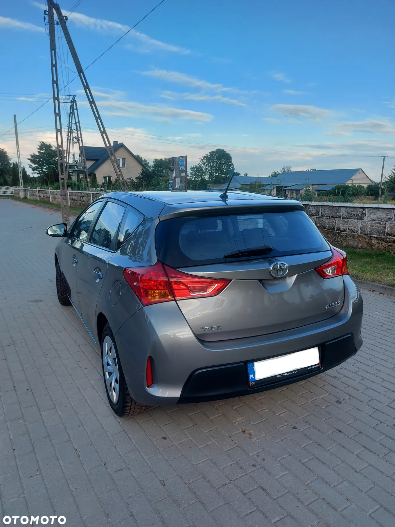 Toyota Auris 1.33 VVT-i Active - 4