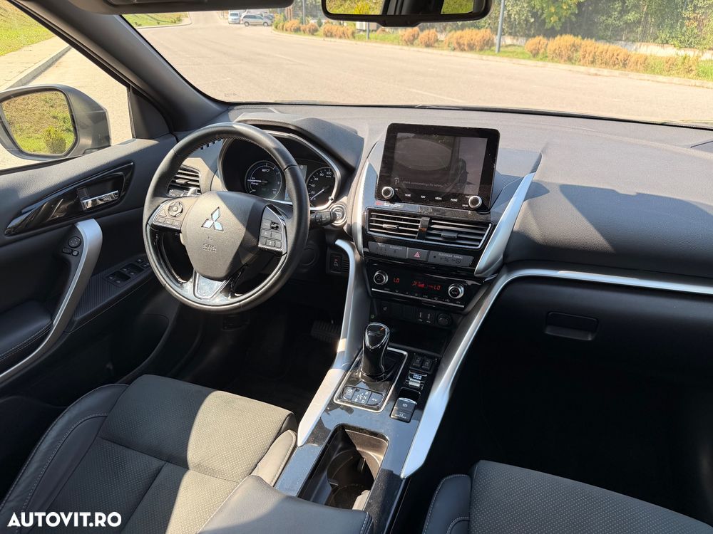 Mitsubishi Eclipse-Cross 4WD Plus - 9