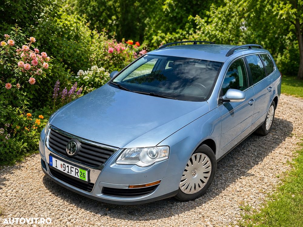 Volkswagen Passat - 1