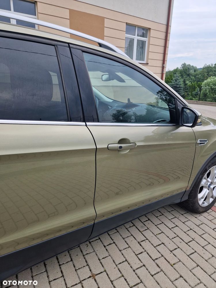 Ford Kuga 2.0 TDCi Titanium - 10