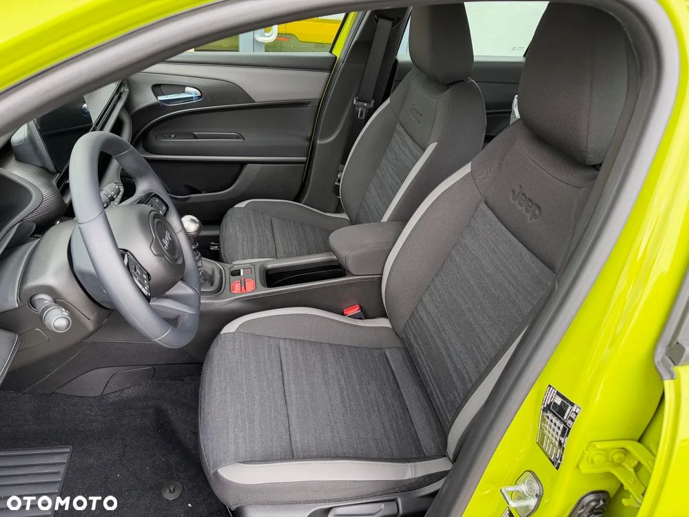 Jeep Avenger 1.2 GSE T3 Longitude FWD - 10