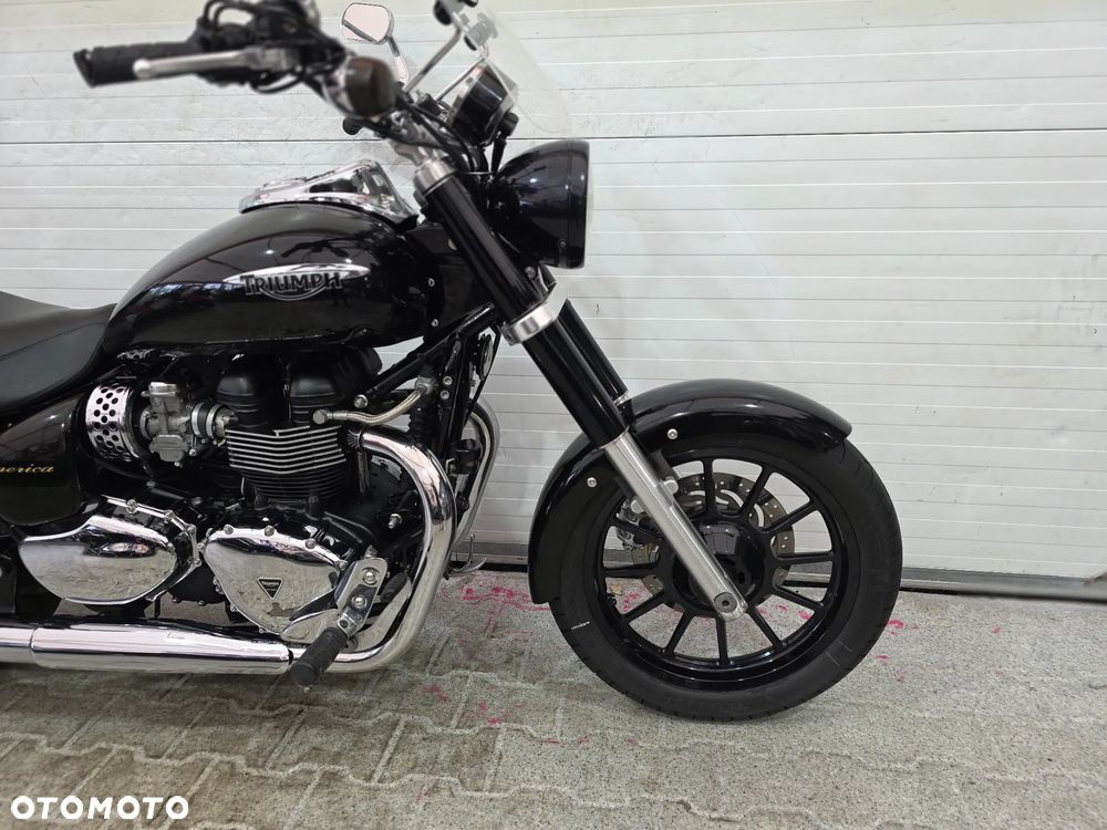 Triumph America - 11