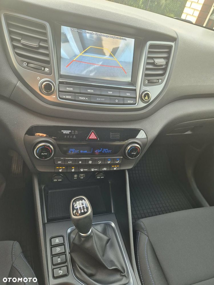 Hyundai Tucson 1.6 GDI BlueDrive GO 2WD - 19