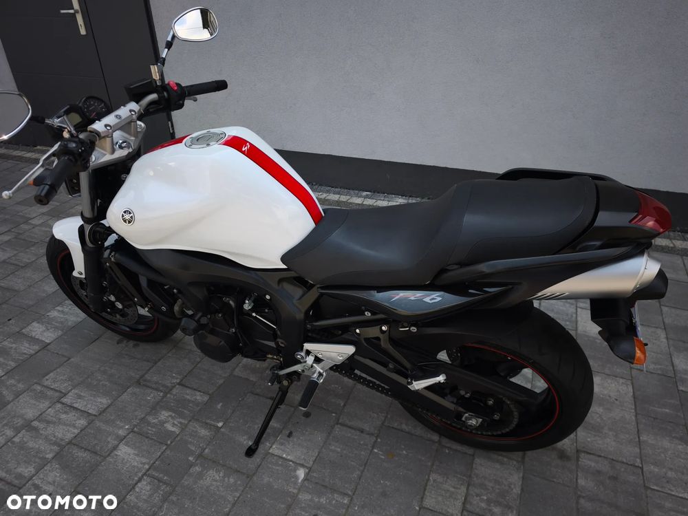 Yamaha FZ6 - 7