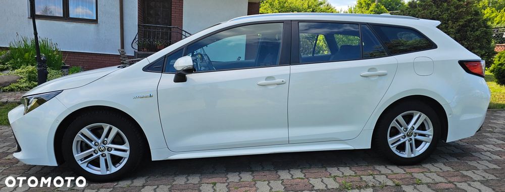 Toyota Corolla 2.0 Hybrid Comfort - 17