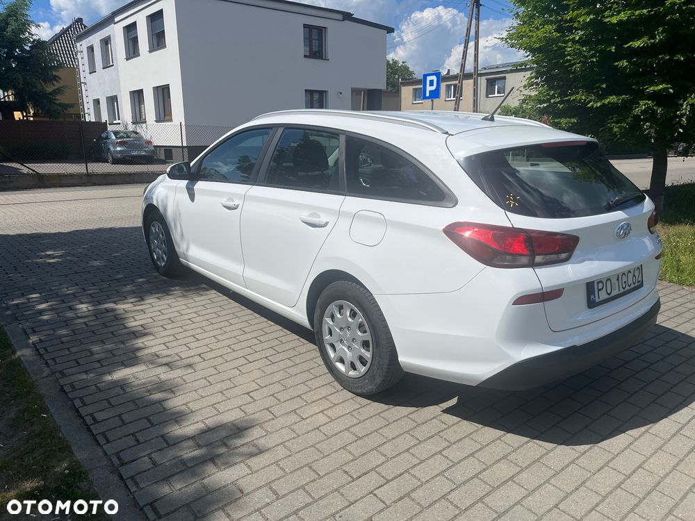 Hyundai i30 1.6 D Comfort - 18