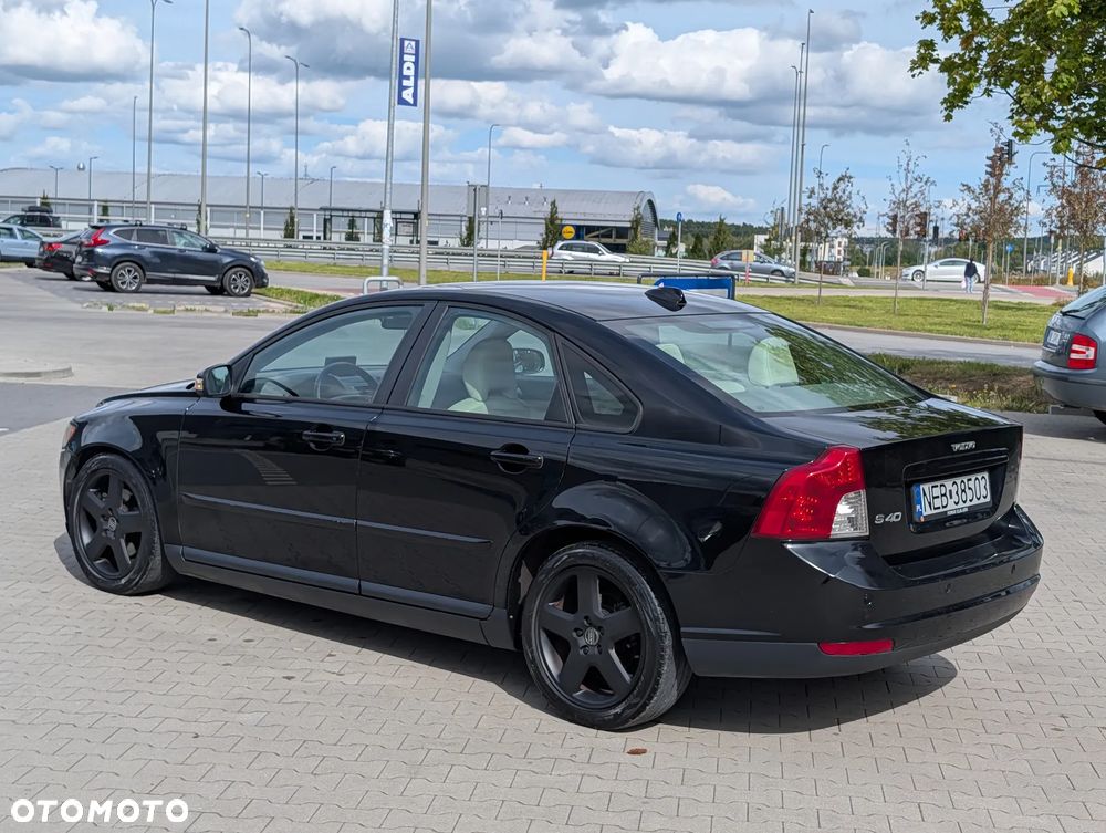 Volvo S40 2.4i Momentum - 4