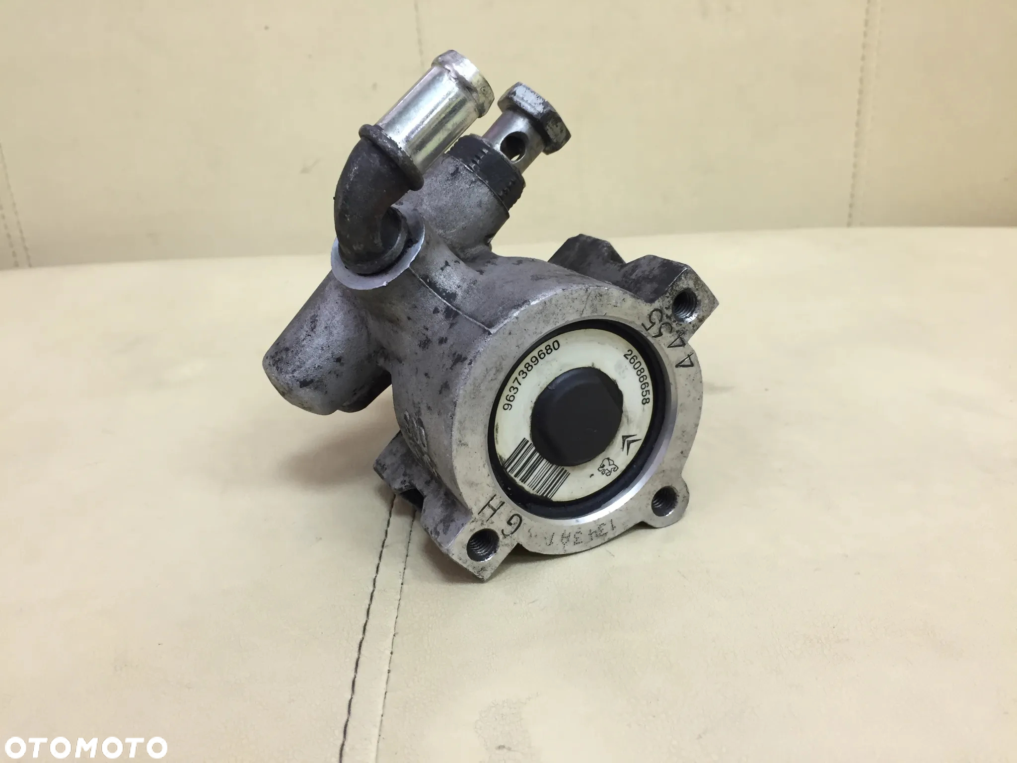 POMPA WSPOMAGANIA PEUGEOT 106 / CITROEN SAXO 9637379680 / 26086658 - 3