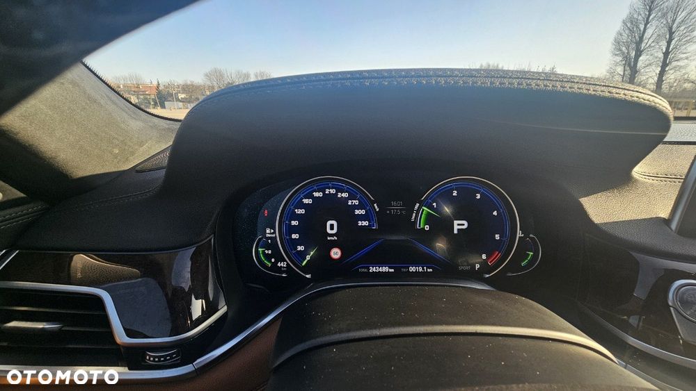 BMW Seria 7 750d xDrive - 7