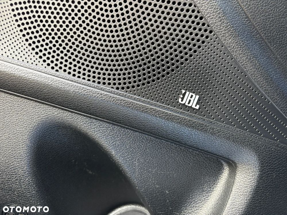 Kia ProCeed 1.5 T-GDI GT Line DCT - 25