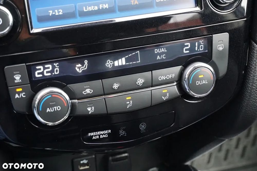 Nissan X-Trail 1.6 DIG-T Tekna 2WD 7os - 35