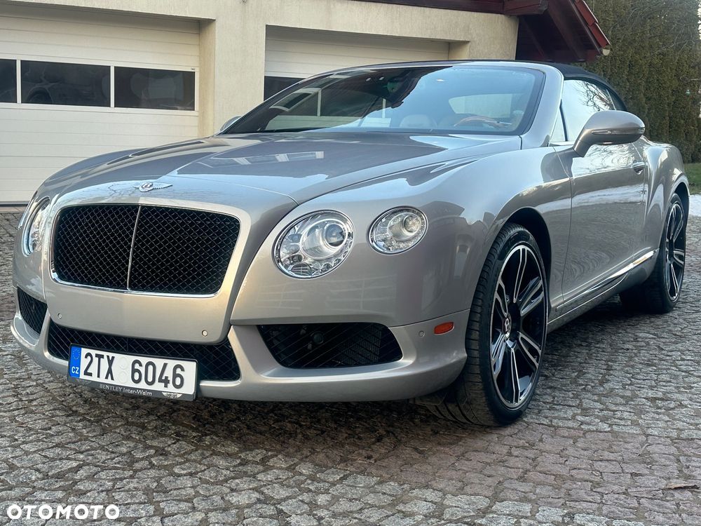 Bentley Continental GT V8 Convertible - 7