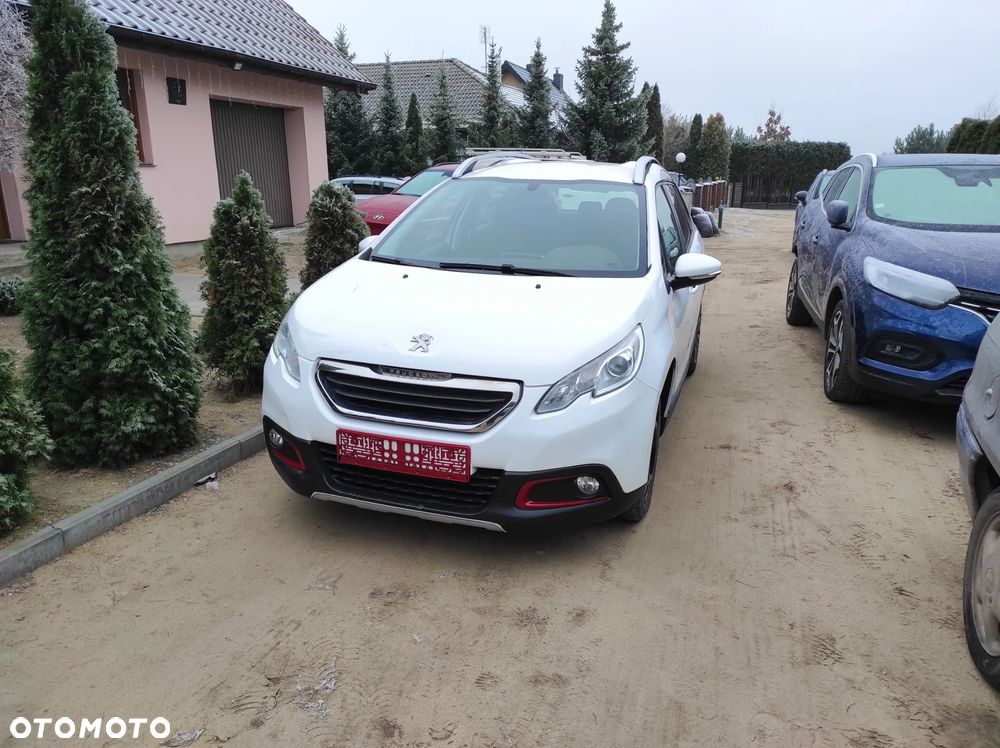 Peugeot 2008 1.2 Pure Tech Allure S&S - 1