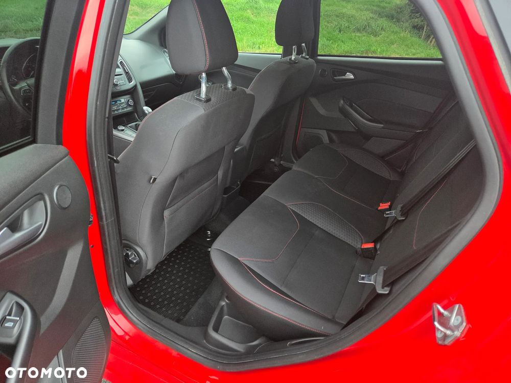 Ford Focus 1.0 EcoBoost ST-Line Red ASS - 16