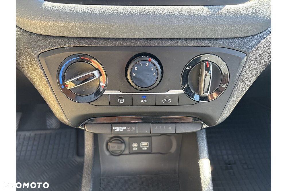 Hyundai i20 1.2 Classic Plus - 21